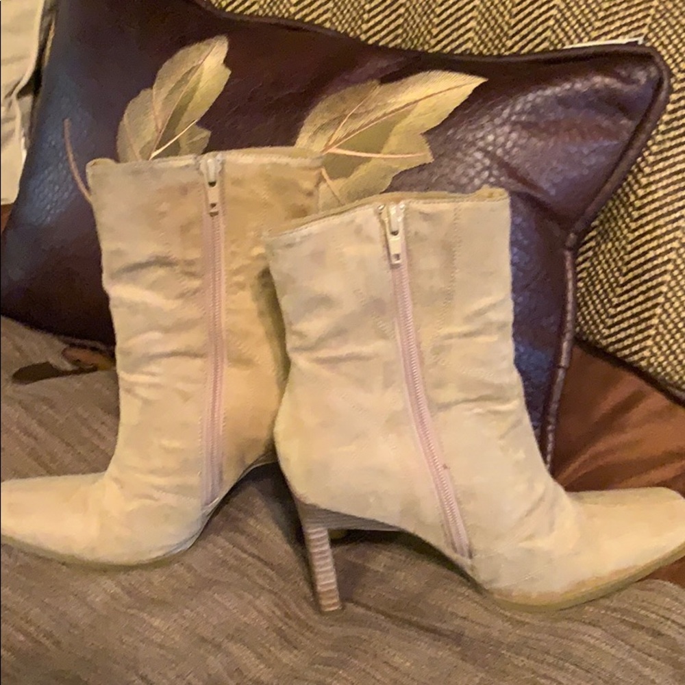 Size51/2 faux suede bootie by Bonnibel sale